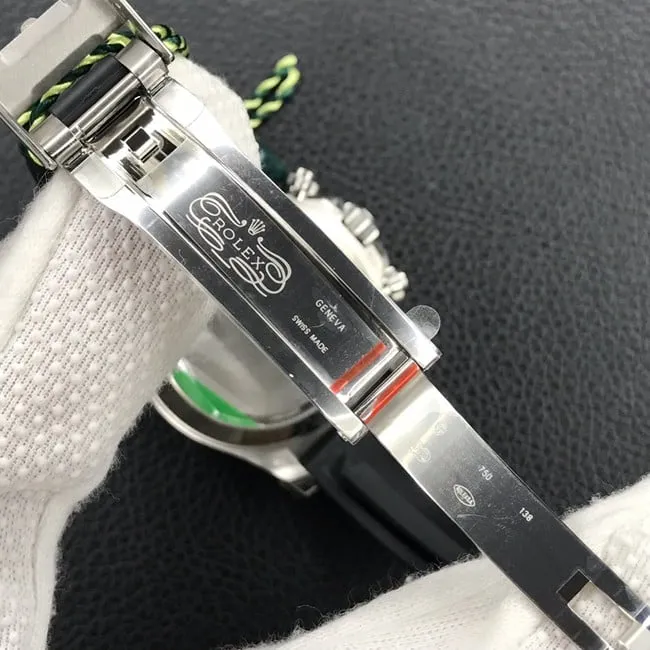 Rolextop-tier watch men's white dialrubber strap latest fully automatic movement watch front view