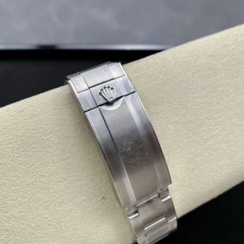 Top-tier replicaAR super masterpiece Rolex’s latest and best-selling Starbucks Submariner men’s watch bottom cover picture