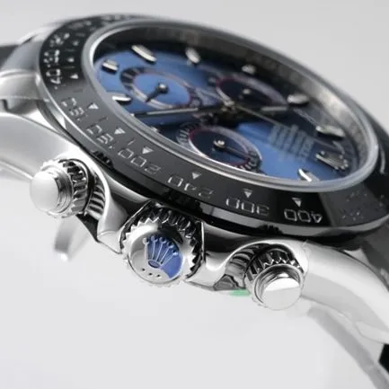 top-tier replicaRolex men's blue dialrubber strap cosmometer Daytona automatic movement watch back cover picture