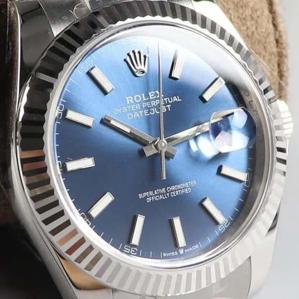 watch ar log Rolex116334-72210blue dial904lstainless steel side view
