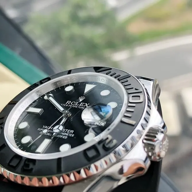 top-tier real gold Rolex yacht series 40MM 18k platinum rubber watch front view