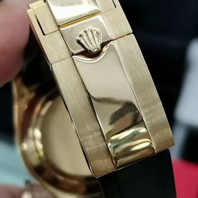 top-tier watch Rolex fully automatic movement men's black dialrubber strap watch clasp picture