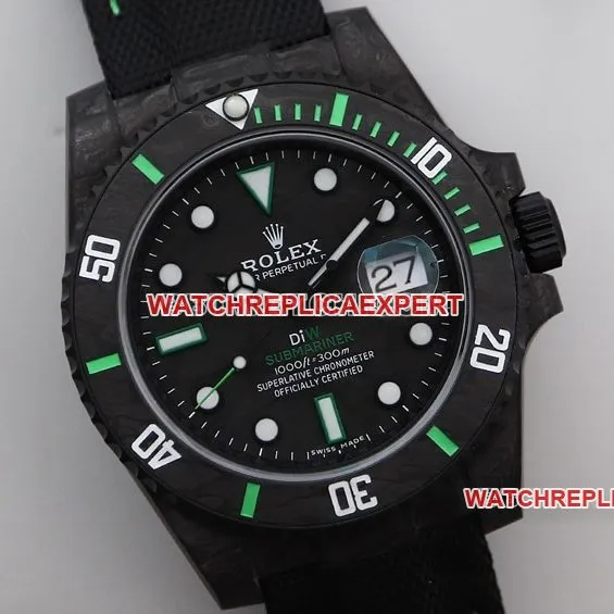 VS FactoryRolexSubmariner1:1super cloneblack dial carbon fiber green ring leather strap style braceletlive photos