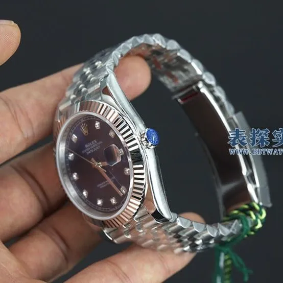 jvsRolex blue log watch buckle details