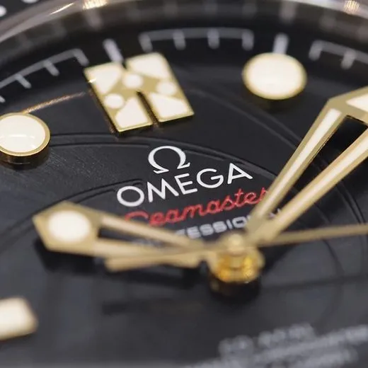 OR factory top-tier watch Omega men's Seamaster series mechanical steel bracelet watch side view