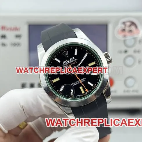 collectible watch magnetic type VS FactoryRolexblack dial green glass braceletlive photos