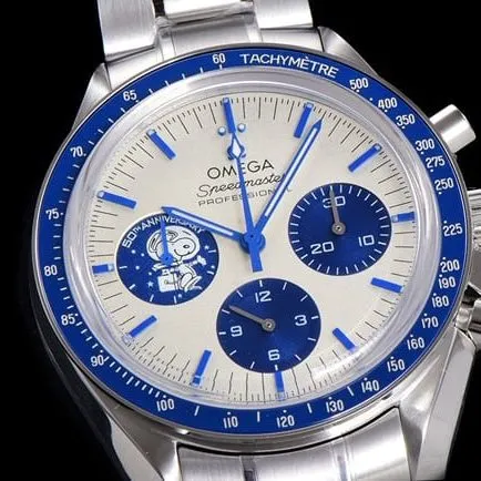 Omegatop-tier watch men's automatic movement white dialsteel bracelet Snoopy series watch clasp picture