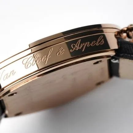 top-tier Van Cleef & Arpels women's black dial black belt Charms Goldquartz watch clasp picture