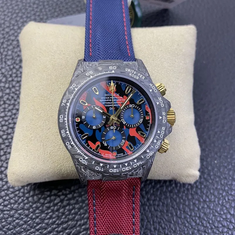 Rolex watch universe chronograph Daytona series carbon fiber customized version of men's mechanical watch front view