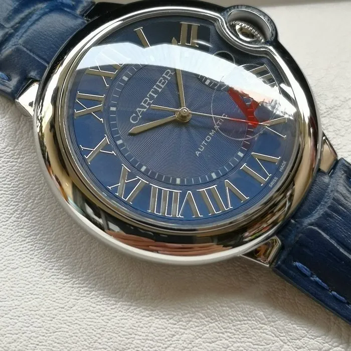 top-tier watch Cartier men's blue dial blue balloon series mechanical leather strap watch clasp picture