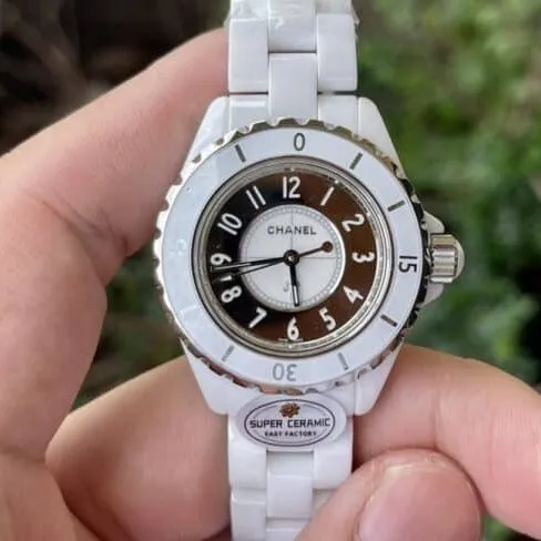 Big factory high-quality replicaEASTceramic new product Chanel ring diamond J12 series women's watch front view