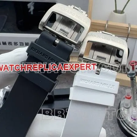 Richard Mille collectible watch R factory hollow plate white case black rubber model RM061caseback live photo