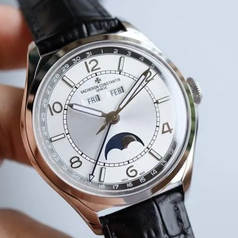 Vacheron Constantintop-tier watch Wulu type full date display series men's white dial black belt mechanical movement picture