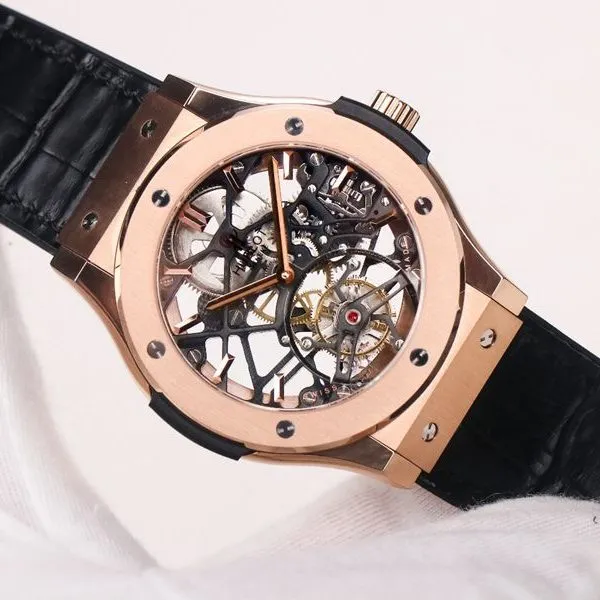 Hublotreplica watch (Hublot) classic fusion CLASSIC FUSION series tourbillon watch detail shots