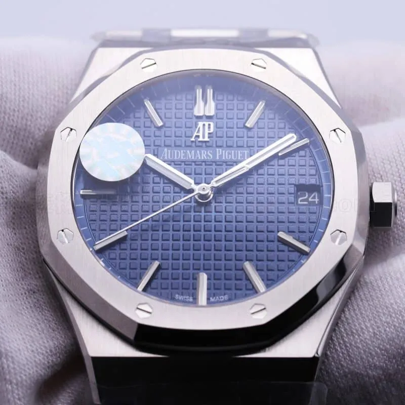 Audemars Piguet Royal Oak 15500 Review - New Generation 15400 Tough Guy Manly Vibe Watch Detail Pictures