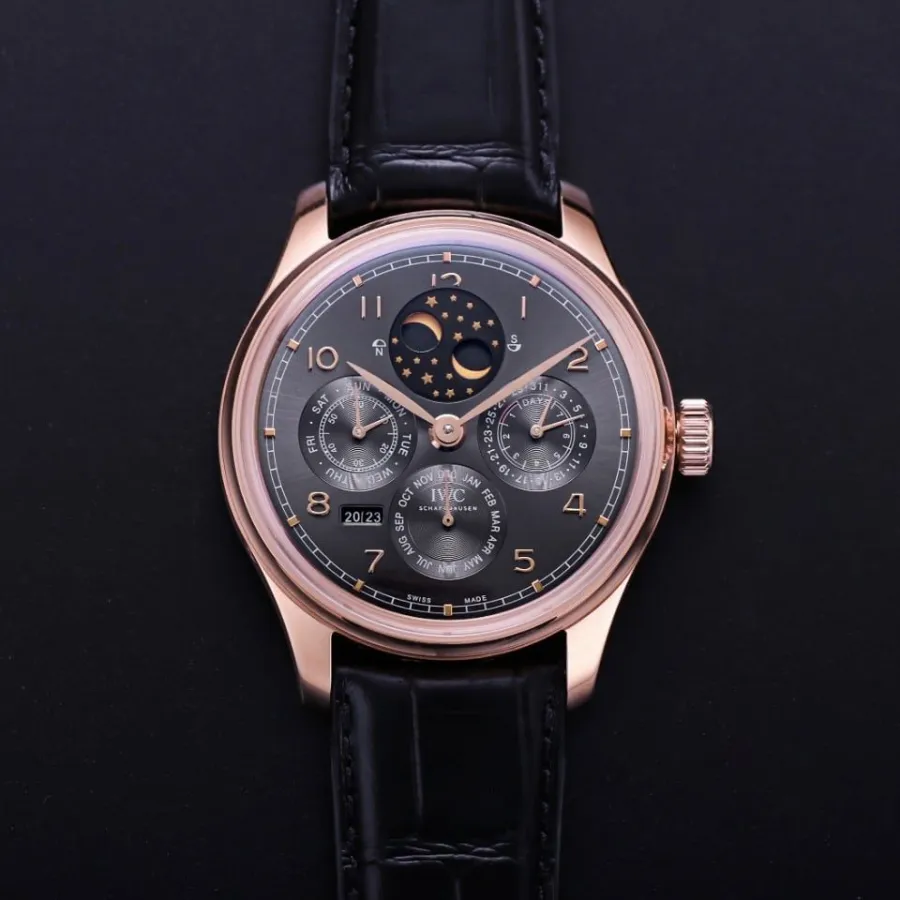 IWC high-quality watch Portuguese series true perpetual calendar complex function watch clasp picture