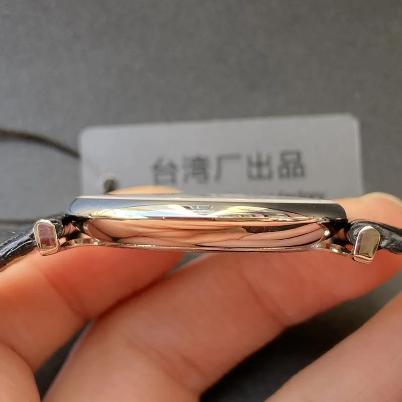 Longinestop-tiersuper watch ultra-thin Jialan series boutique couple watch quartz watch front view
