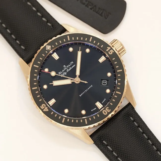 GF Factorytop-tier watch Blancpain men's black dial black belt nylon belt fifty fathom series watch movement picture