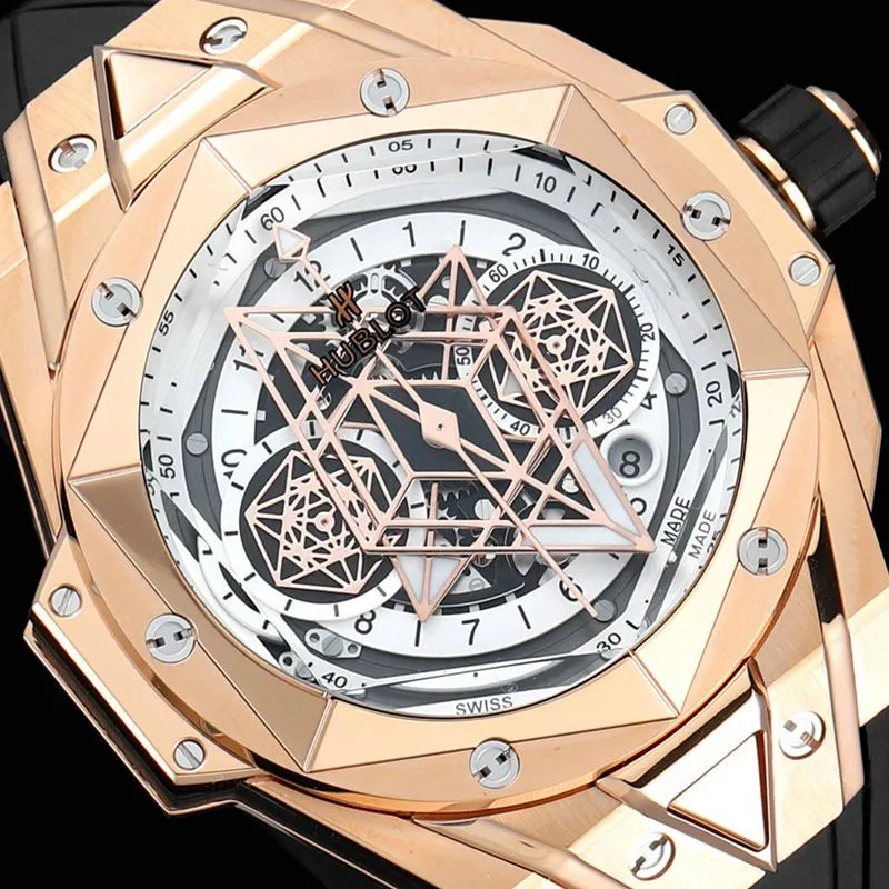 HublotHublothigh-quality watch new BigBangSangBleuII tattoo men's mechanical watch side view