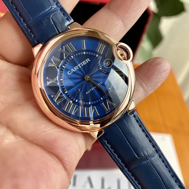 Cartier Blue Balloon: Which Factory Nails