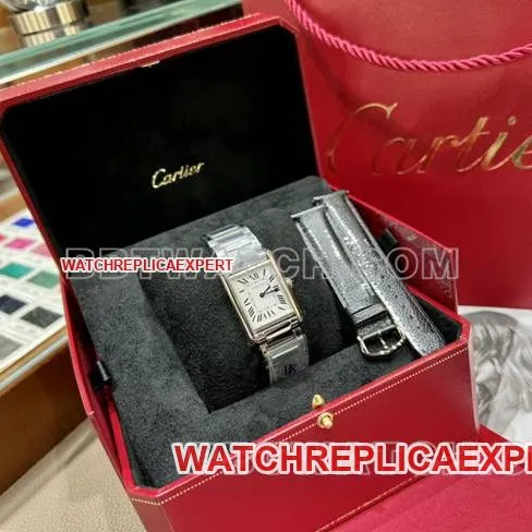1:1replica watch tank DR factory Cartier silver white dial medium quartz steel braceletclasplive photos