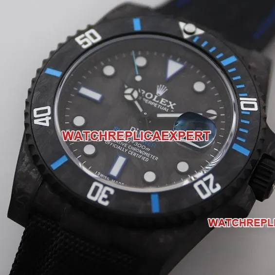 VS FactoryRolexSubmarinertop-tier 1:1super cloneblack dial carbon fiber blue ring leather strap front live photo