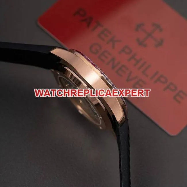 watch PPM factory Patek PhilippeAquanaut mechanical black rubber braceletside live photo