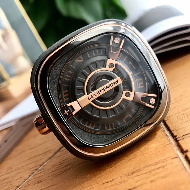 Sevenday display five watch Sevenfriday automatic movementmen's watch back cover picture
