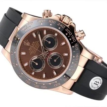 top-tier replicaRolex men's brown dial rubber strap Cosmograph Daytona fully automatic movement watch front view