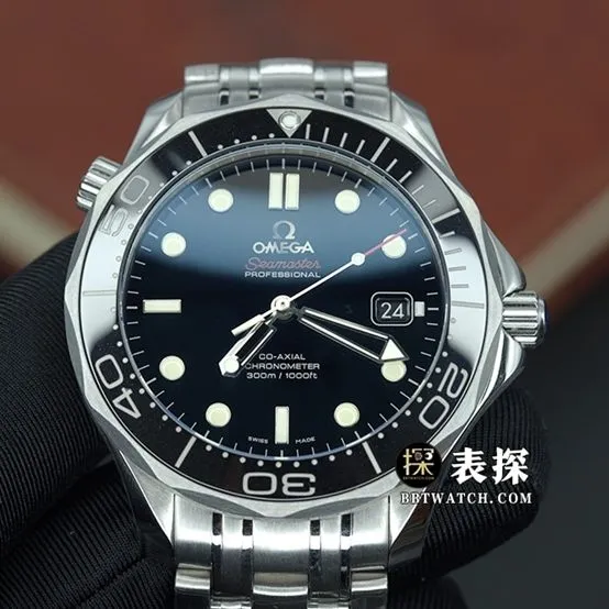 Original SeamasterOmega1:1replica watch black dialsteel bracelet model 212.30.41.20.01.003caseback live photo
