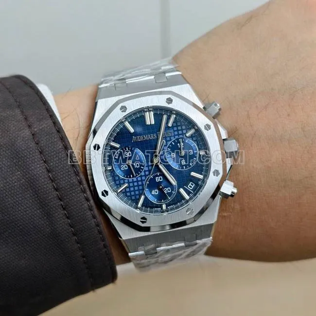 Watch Royal Oak Audemars Piguet Blue Dial 4401 Mechanical 26240 Wearing Real Shot Images
