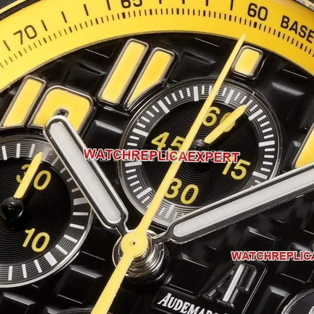 TW factory Audemars PiguetRoyal Oak offshore top-tier 1:1super cloneblack dial yellow inner bezel26176front live photo