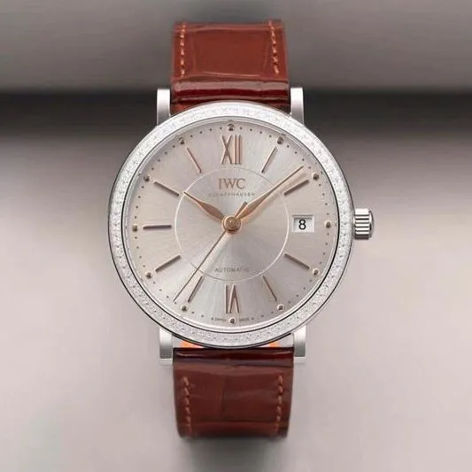 Front view of IWCreplica’s masterpiece, women’s Portofino ultra-elegant watch