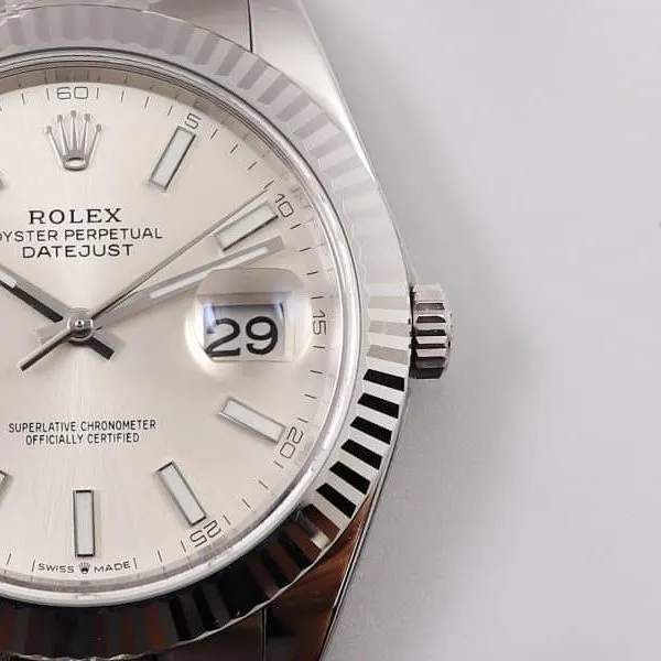 High-quality watch ar log Rolex116334silver dial904lstainless steel side view