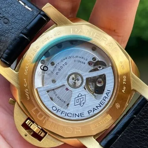 Dachang high-quality VSPaneraiPAM1115 yellow gold black dial men's watch side view