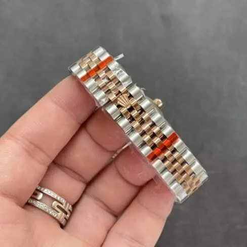Rolexreplica watch Datejust 31mm gold women's watch side view