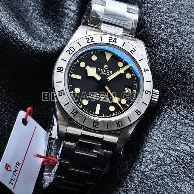 3CF factory 1:1replica watch Biwan Tudorblack dial steel braceletclasplive photos