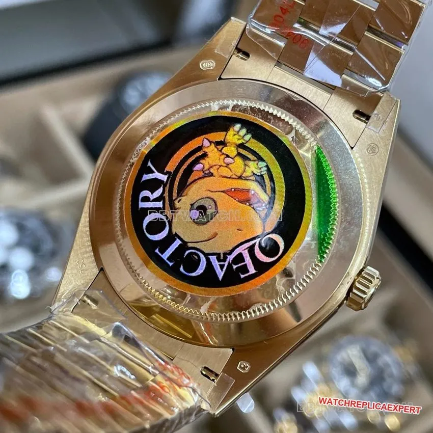 QF factory RolexDay-Date type 1:1top-tier smoked green m228238-0069side live photo