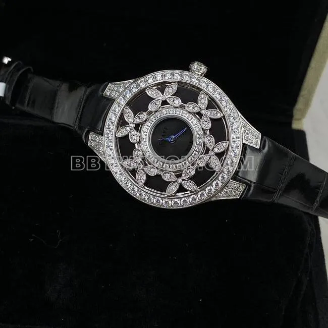 watch Graf VCA factory sapphire crystaldiamond33mmquartz movementcaseback live photo