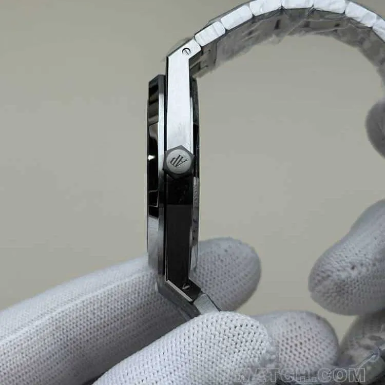 THBAudemars PiguetRoyal Oak1:1super dark gray hollow plate steel bracelet model 15407braceletlive photos