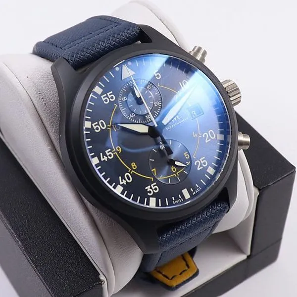 IWC watch pilot series watch TOP GUN naval air combat unit chronograph watch back cover picture
