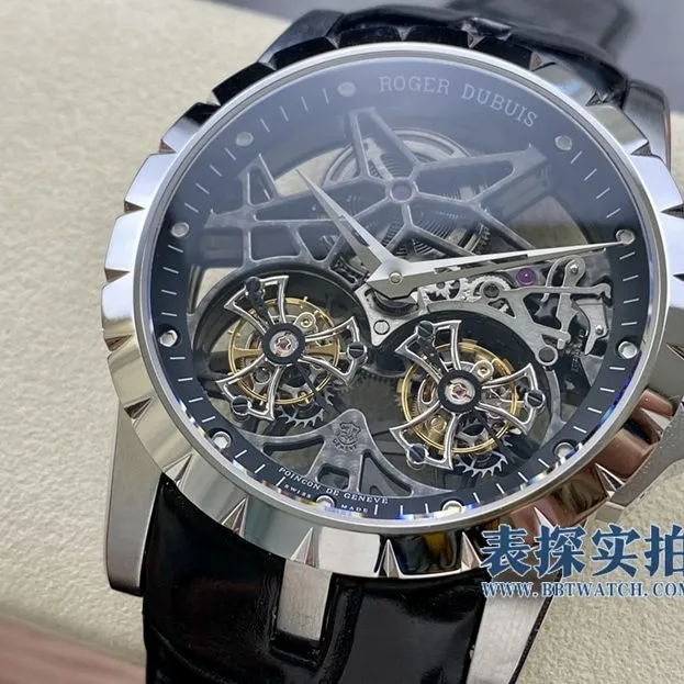 Roger Dubuis, ys king watch, side view