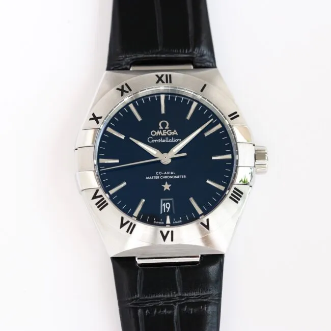 top-tier replicaOmegaOR Constellation series stainless steel 39mm watch side view