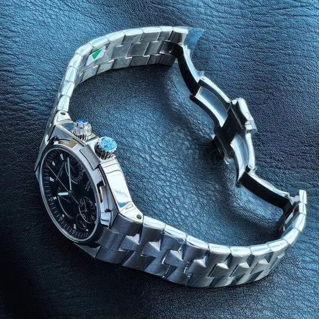 collectible watch KR factory Vacheron Constantin travels all over the world black dial47450side live photo