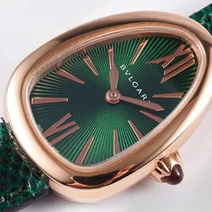 BV factory Bvlgaritop-tier watch ladies green dial green strap quartzSerpenti series leather strap watch back cover picture