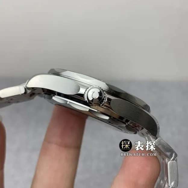 OR factory OmegaSeamastertop-tier watch men's black dial laser engraved barrel pattern steel bracelet model pictures and prices side live photo