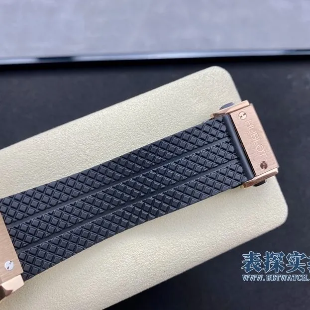 top-tiersuper Hublot Big Bang series chronograph watch clasp
