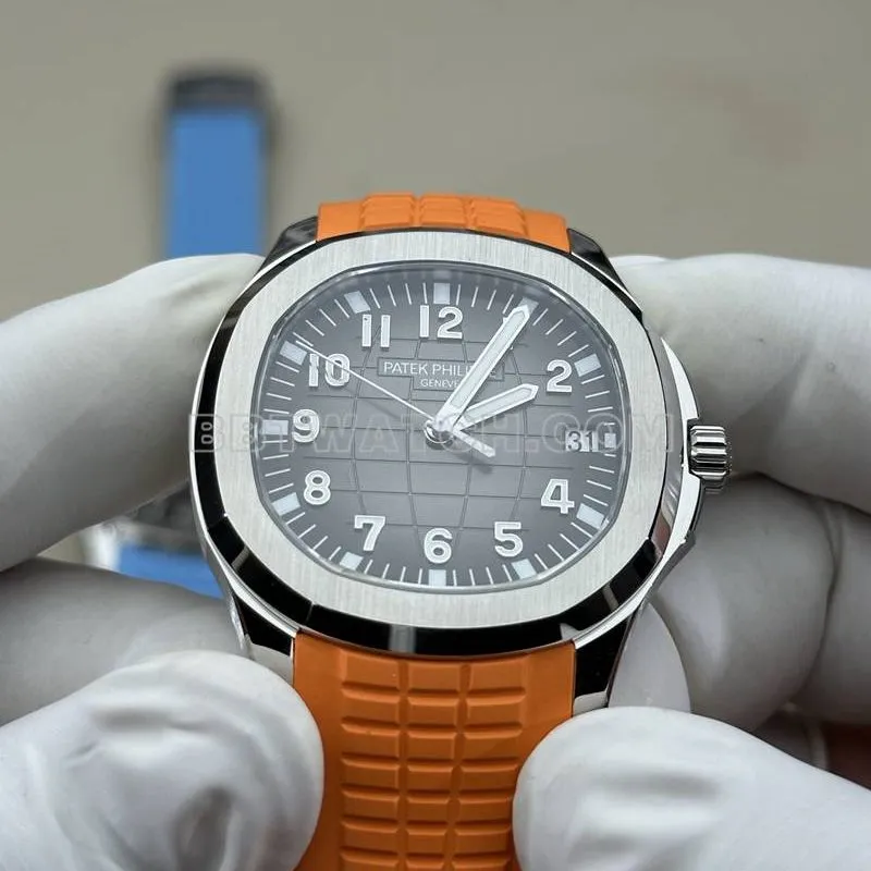 Patek Philippe1:1replica watch BBF factory grenade black dial orange rubber model 5167Acaseback live photo