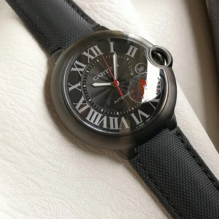 top-tier watch Cartier men's black dial blue balloon mechanical leather strap watch back cover picture