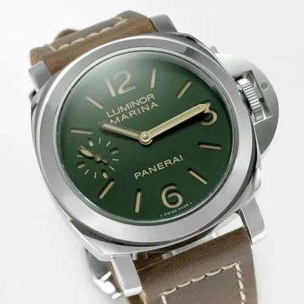 HW F factory top-tier replicaPaneraihigh-quality men's green dial brown belt manual winding leather strap watch back cover picture